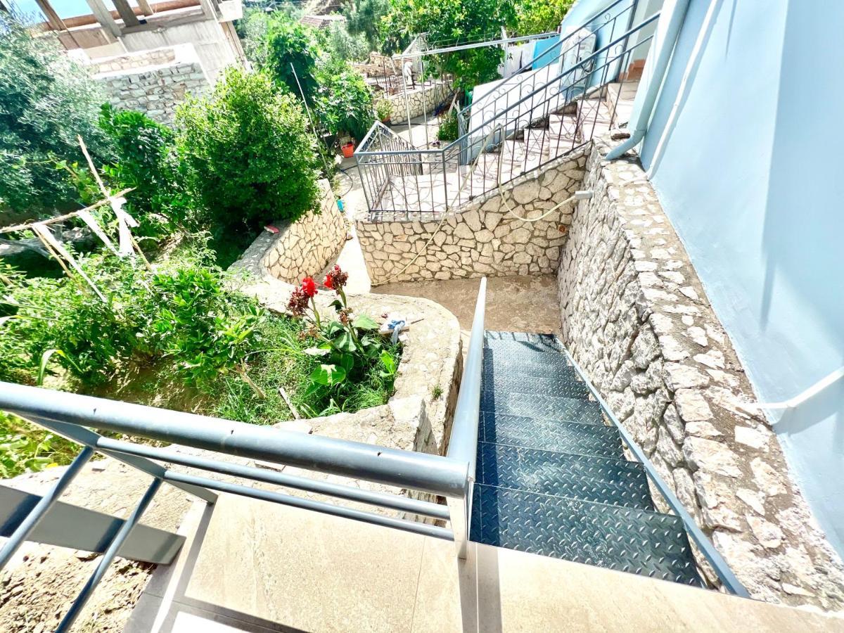 Coral Guesthouse Sarandë Exterior foto
